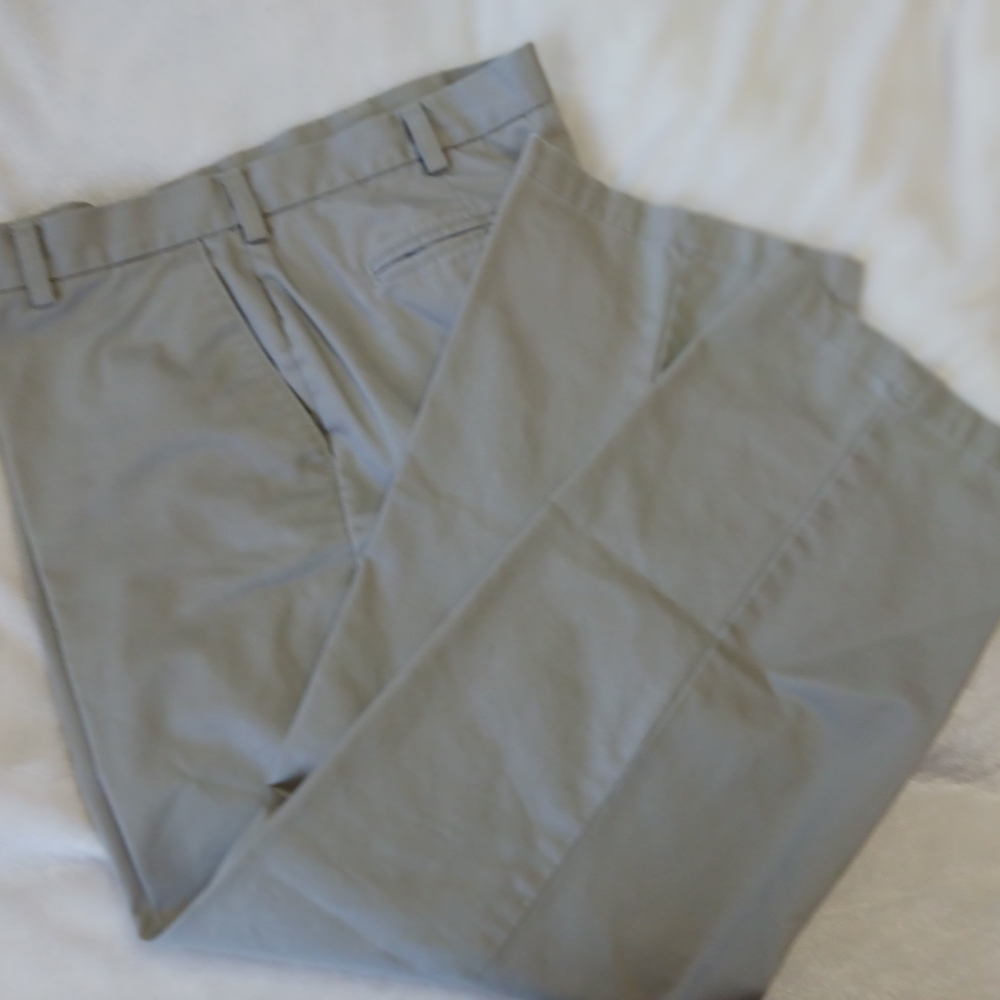Izod American Chinos Straight Fit